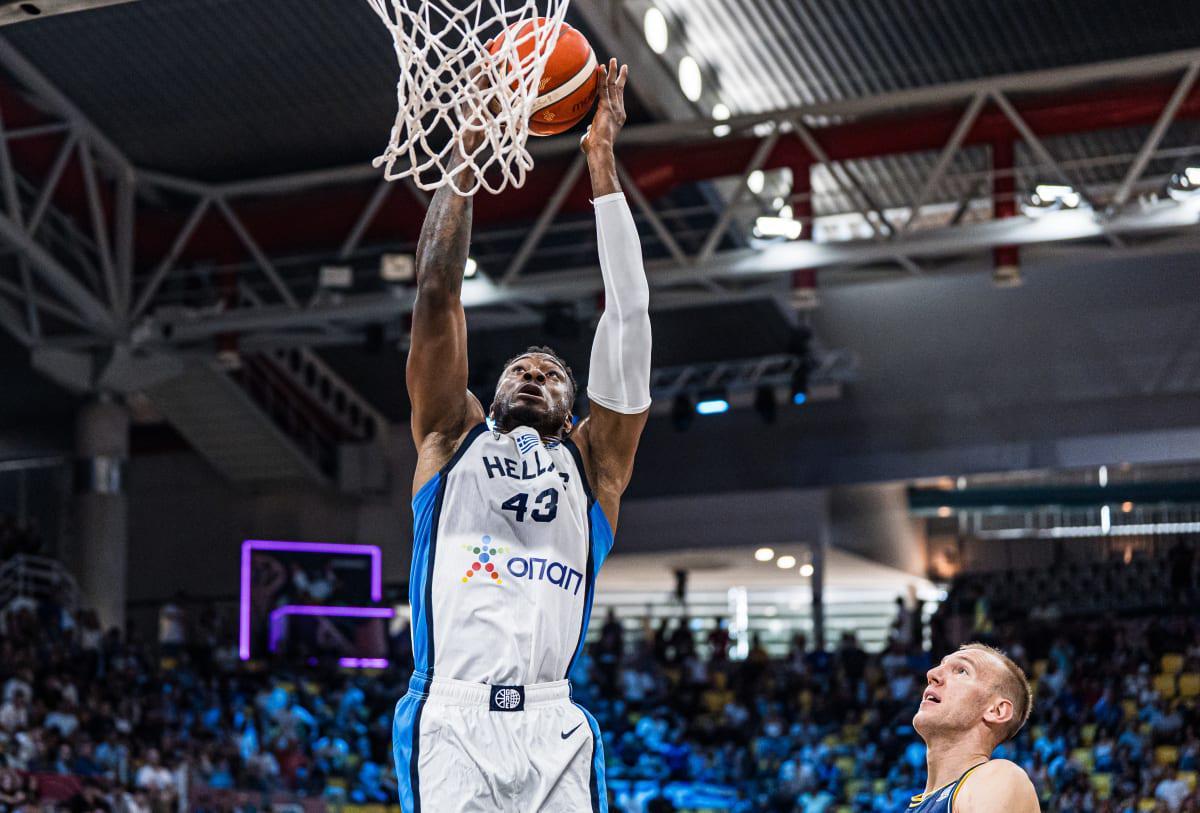 完全不具备得分能力！雄鹿会后悔用保障合同签下字母哥哥吗？